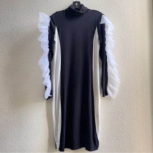 Ruffle Tulle Long sleeve midi dress Black/White Size S/M
